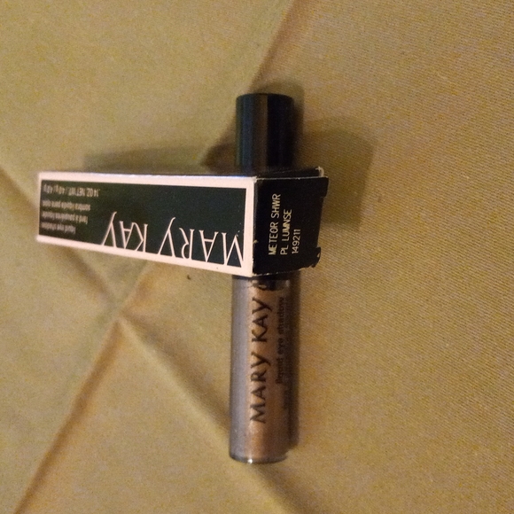 Mary Kay Meteor Shower Liquid Eyeshadow. Final offer - Picture 2 of 2